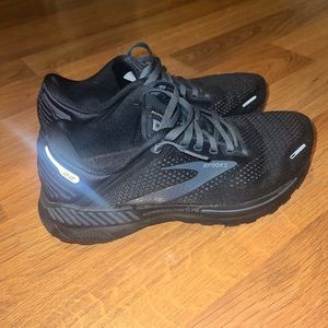 Brooks Adrenaline GTS 22 Women’s 8.5 Wide